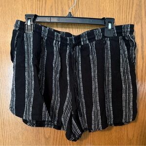 Universal Thread Linen Shorts - Women’s Size Large